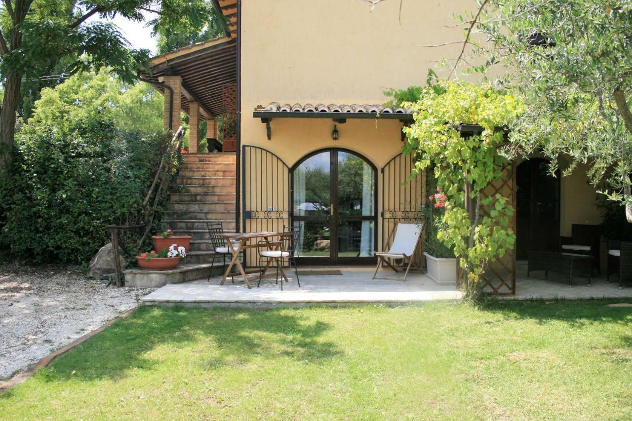 Colleparadiso Assisi Bagian luar foto